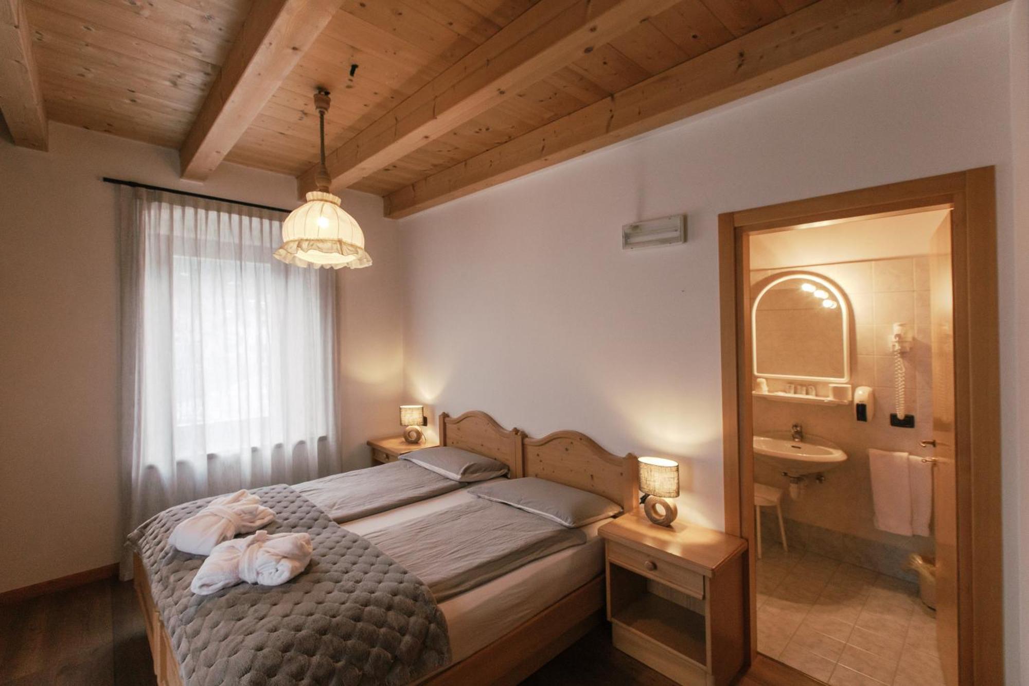 Hotel Al Bivio Imer
